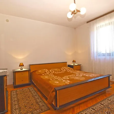 Fuer 4 Personen Ca 46 Qm In Pula, Istrien Istrische Riviera Apartment *